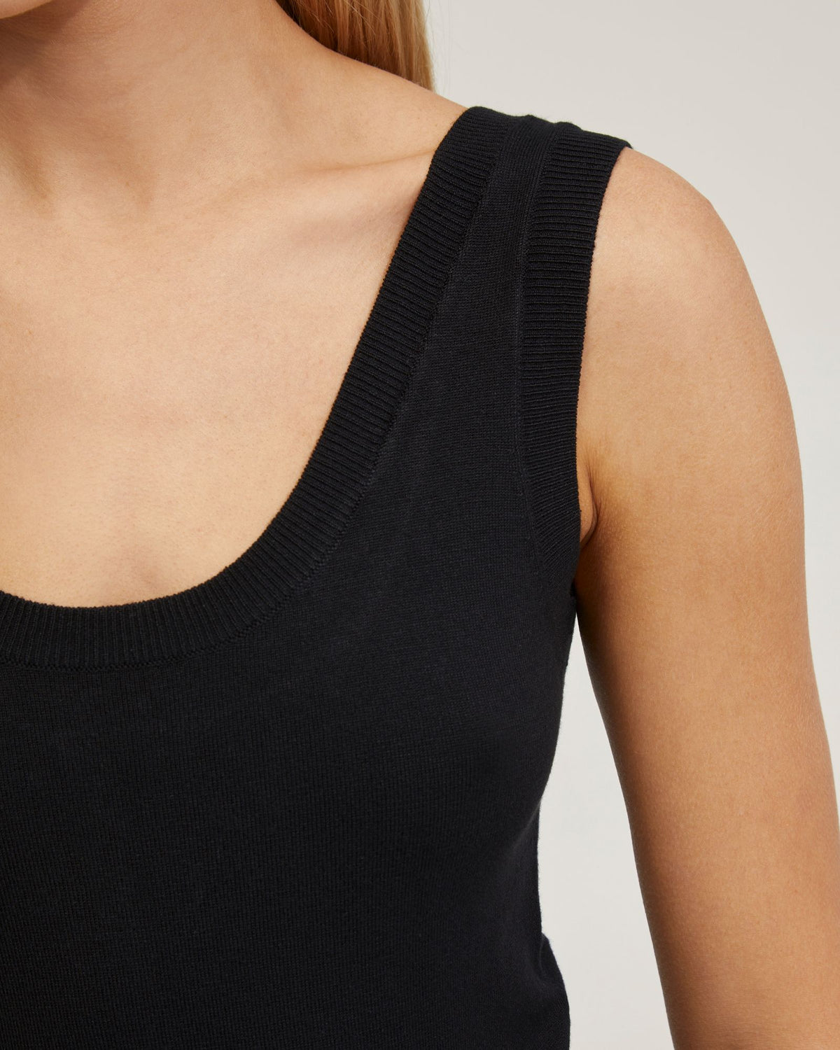 STEVIE KNITTED TANK WOMENS KNITWEAR