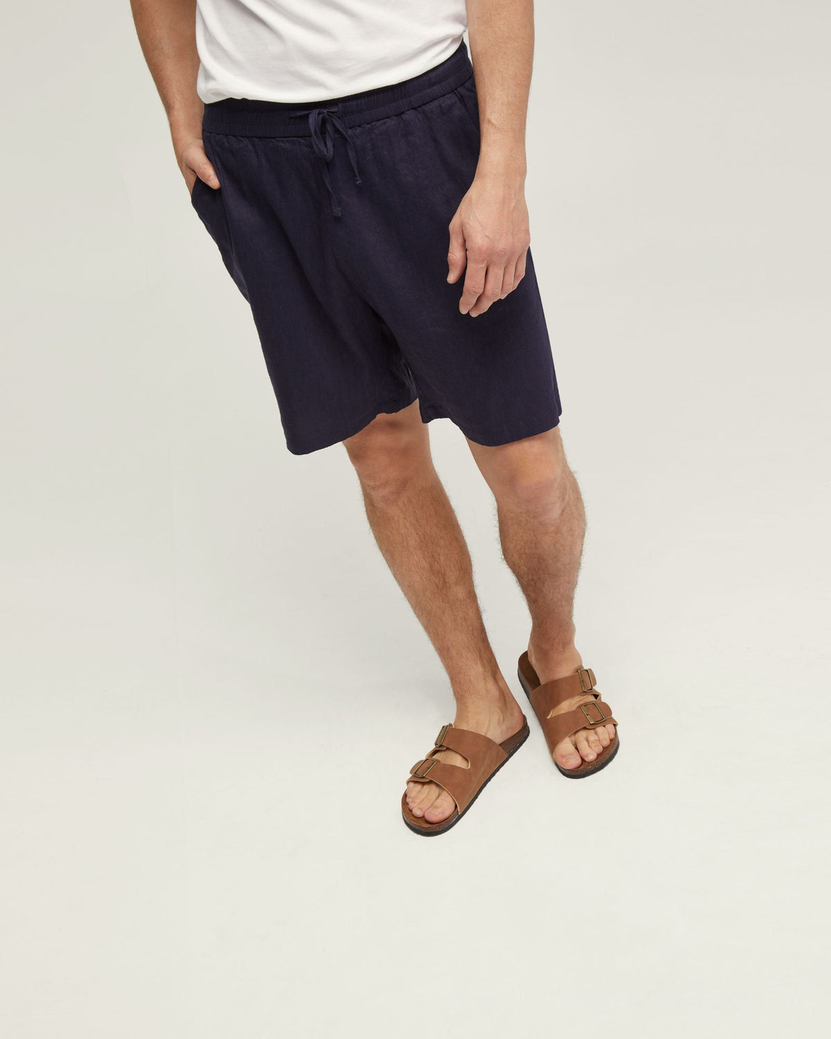 RUFUS LINEN PULL ON SHORTS MENS SHORTS