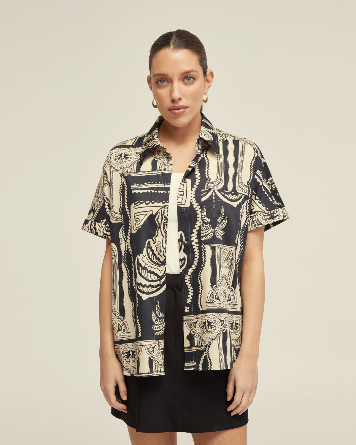 JASMINE PRINTED SHORT SLEEVE SHIRT WOMENS SHIRTS