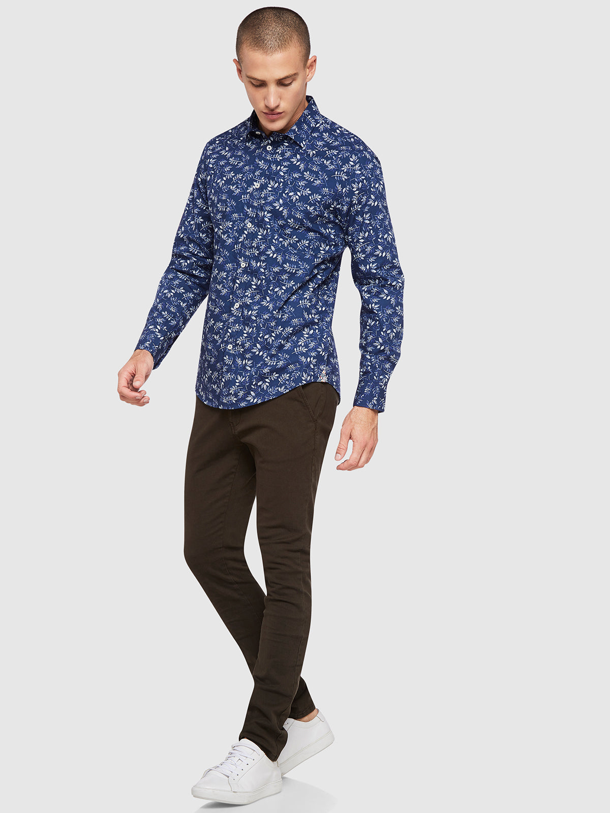 KENTON LEAVES PRINTED SHIRT NAVY/WHITE