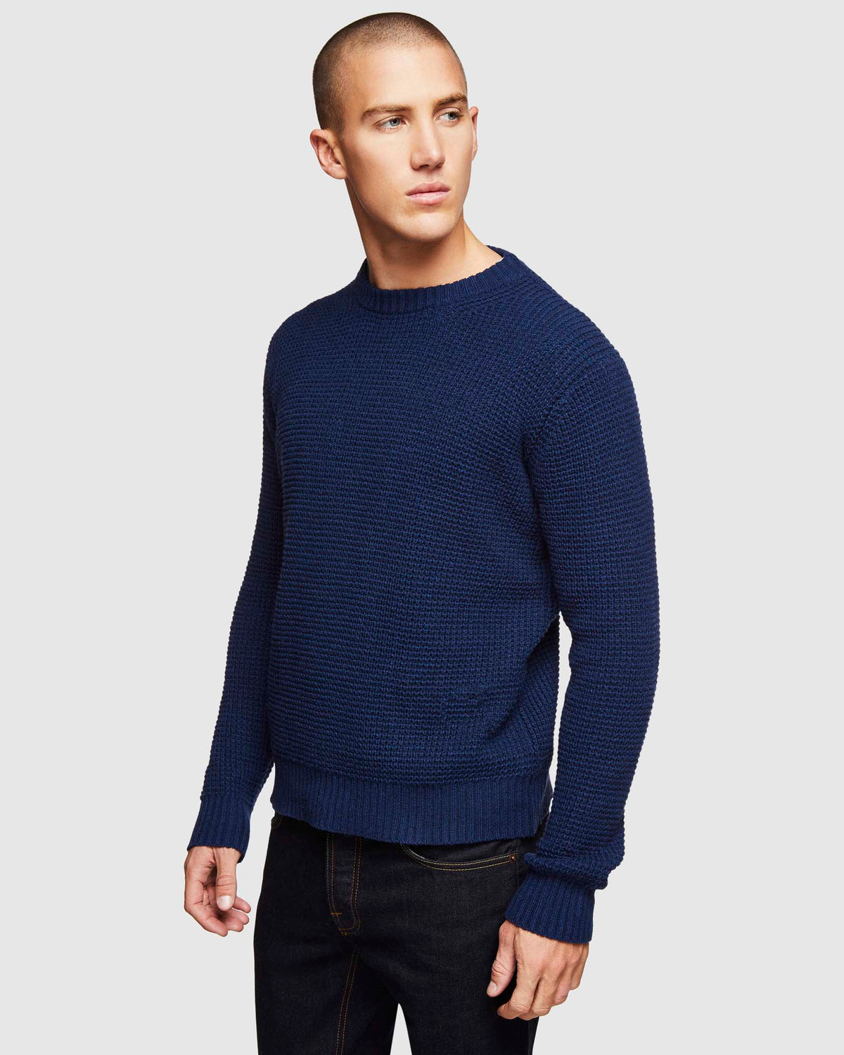 OLIVER CREW NECK PULLOVER