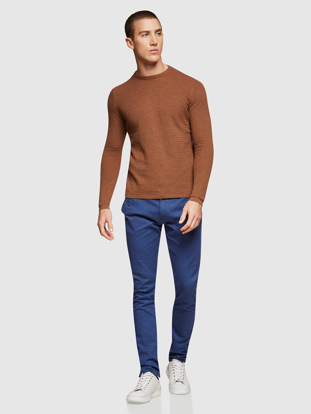 BARTON TEXTURED CREW NECK PULLOVER