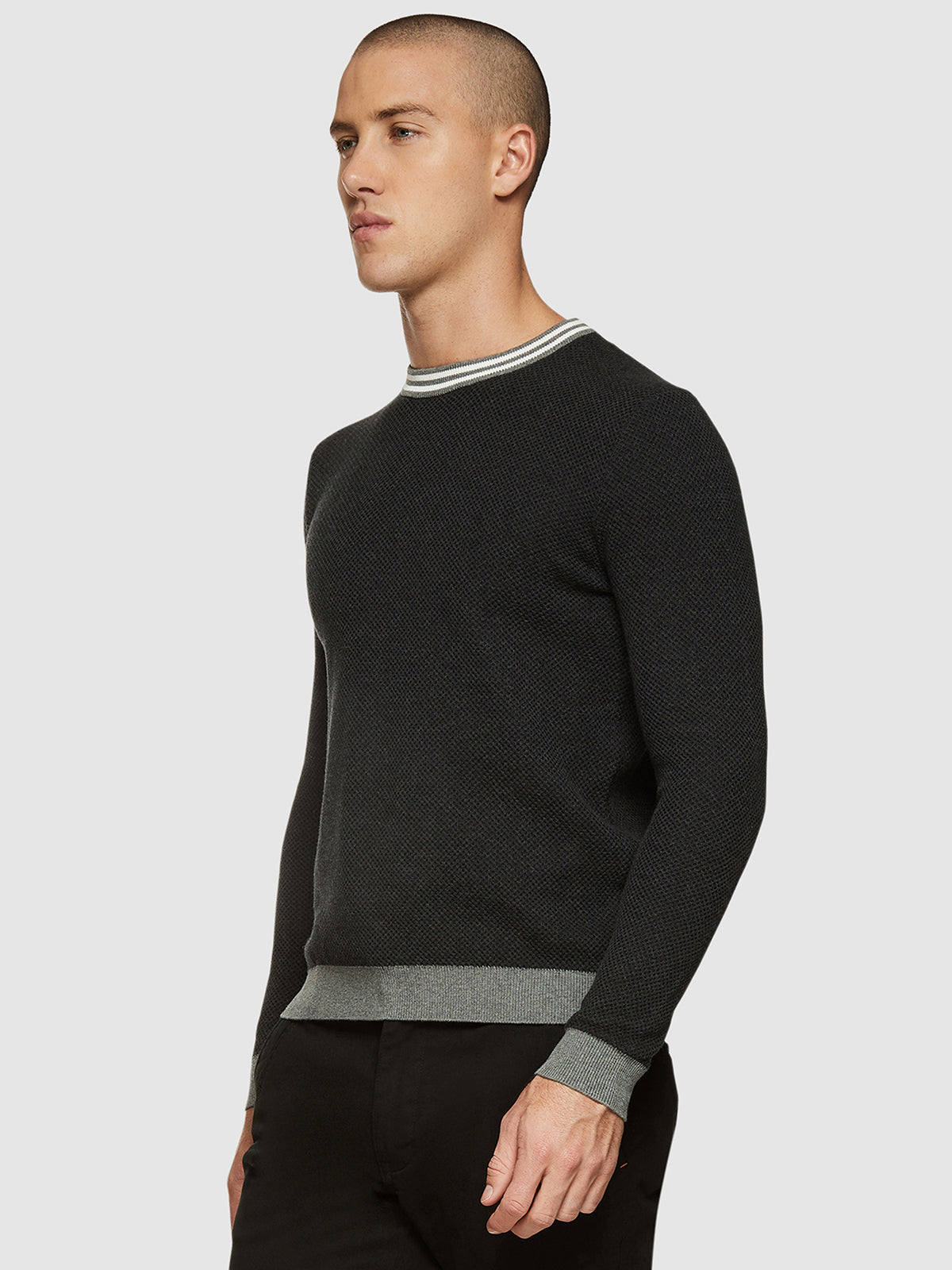 FRED CREW NECK TEXTURED PULLOVER