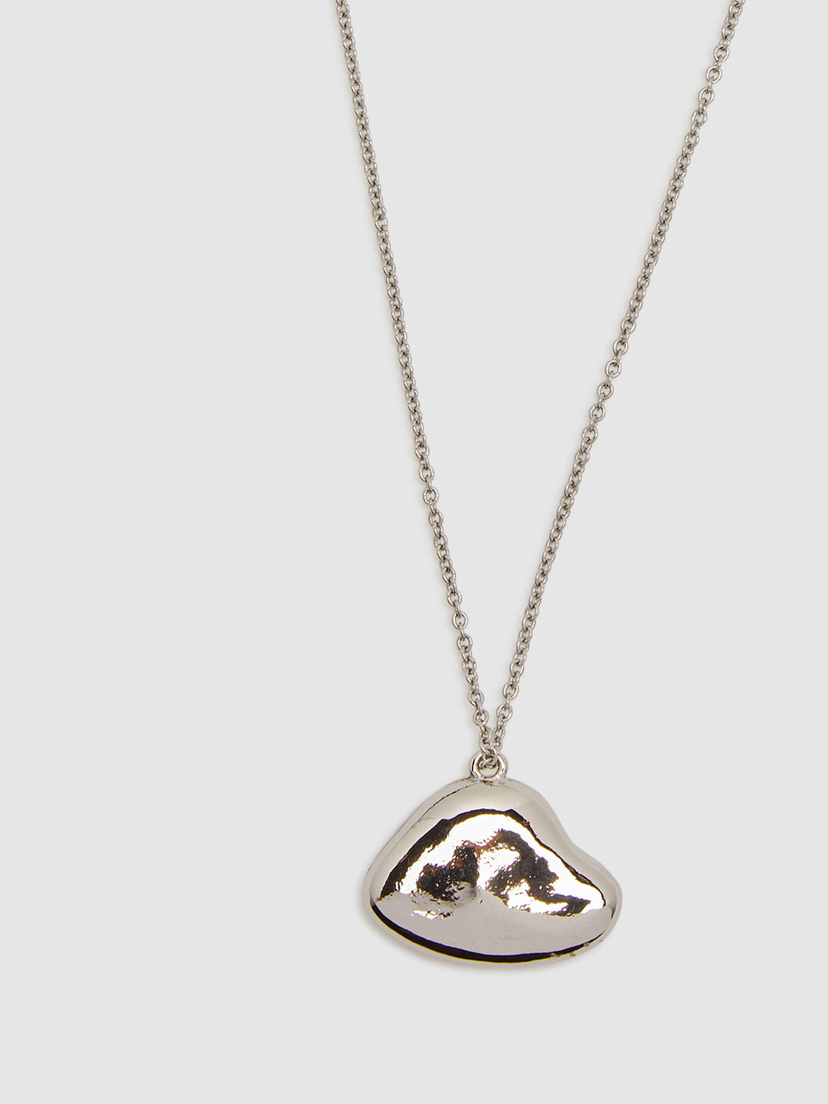 FREY PEBBLE NECKLACE SILVER